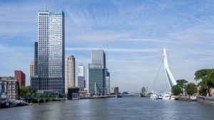 Gemeente Rotterdam wil minimumleeftijd gokken verhogen naar 21